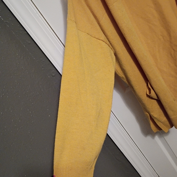 Time and Tru Mustard Yellow Women's Cardigan - Picture 3 of 4